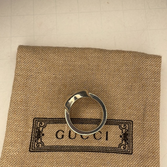 Authentic GUCCI sterling silver 925 heart ring sz 5 5 1/2 with bag and COA - Picture 8 of 9